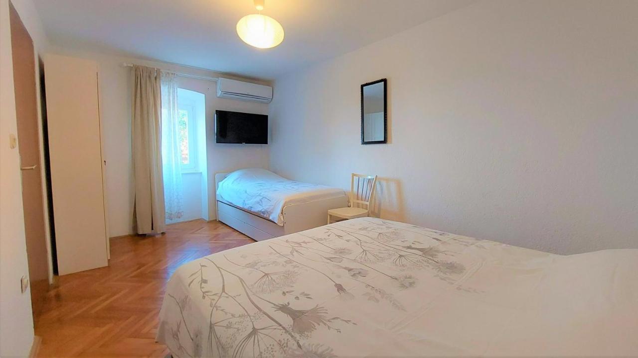 Apartamento Casa Di Castello Mali Lošinj Exterior foto